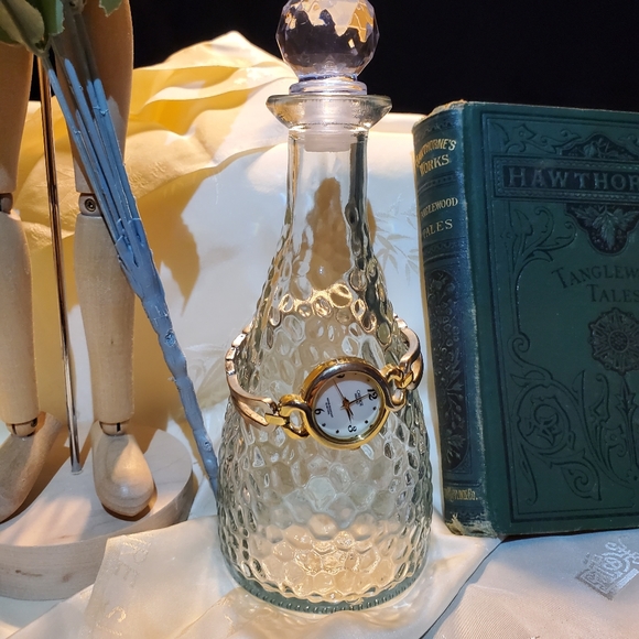 Vintage Carriage Indiglo Ladies Watch - Picture 1 of 8